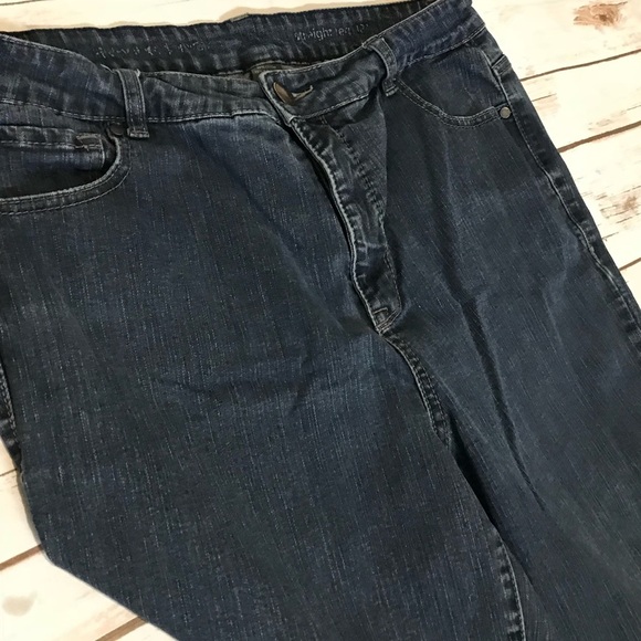 Straight Leg Jeans - Picture 3 of 6